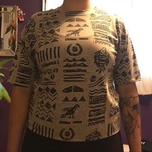 ✨ 2 for $8 ✨ Neutral Patterned Tee